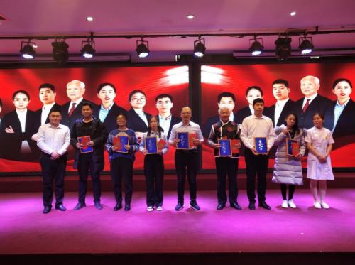 【初心不忘，續(xù)夢前行】鄭州京美醫(yī)院2020新年團(tuán)拜會隆重舉行！