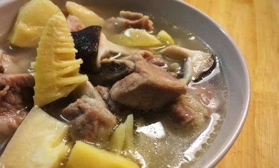 孕中期應(yīng)掌握少吃多餐的原則 推薦6道簡單的夜宵食譜