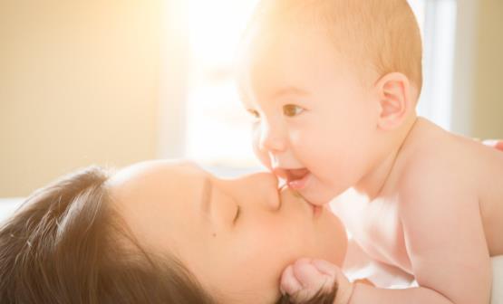 吃什么對(duì)孩子視力好 檢測(cè)新生兒視力的方法推薦