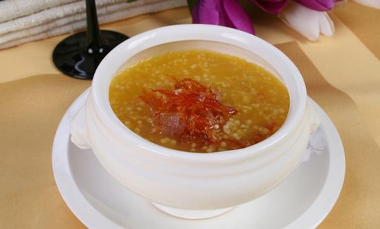 吃燕窩來養(yǎng)生 家常燉燕窩的做法