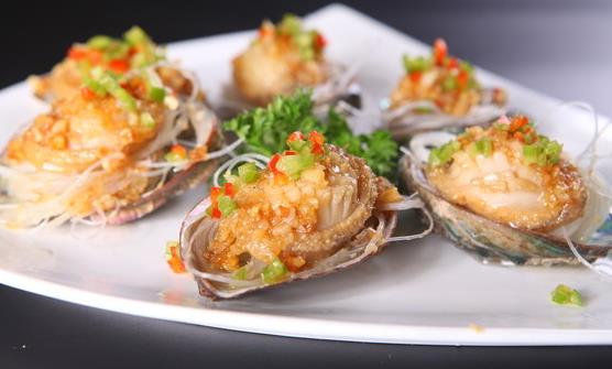 鮑魚的營養(yǎng)價(jià)值非常高 鮑魚的5種經(jīng)典吃法 