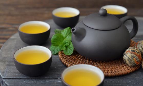 喝茶能達(dá)到保暖養(yǎng)生的功效 養(yǎng)生茶補(bǔ)足氣血增免疫