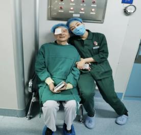 愛(ài)爾眼科醫(yī)生的選擇：我為家人選“煥晶”